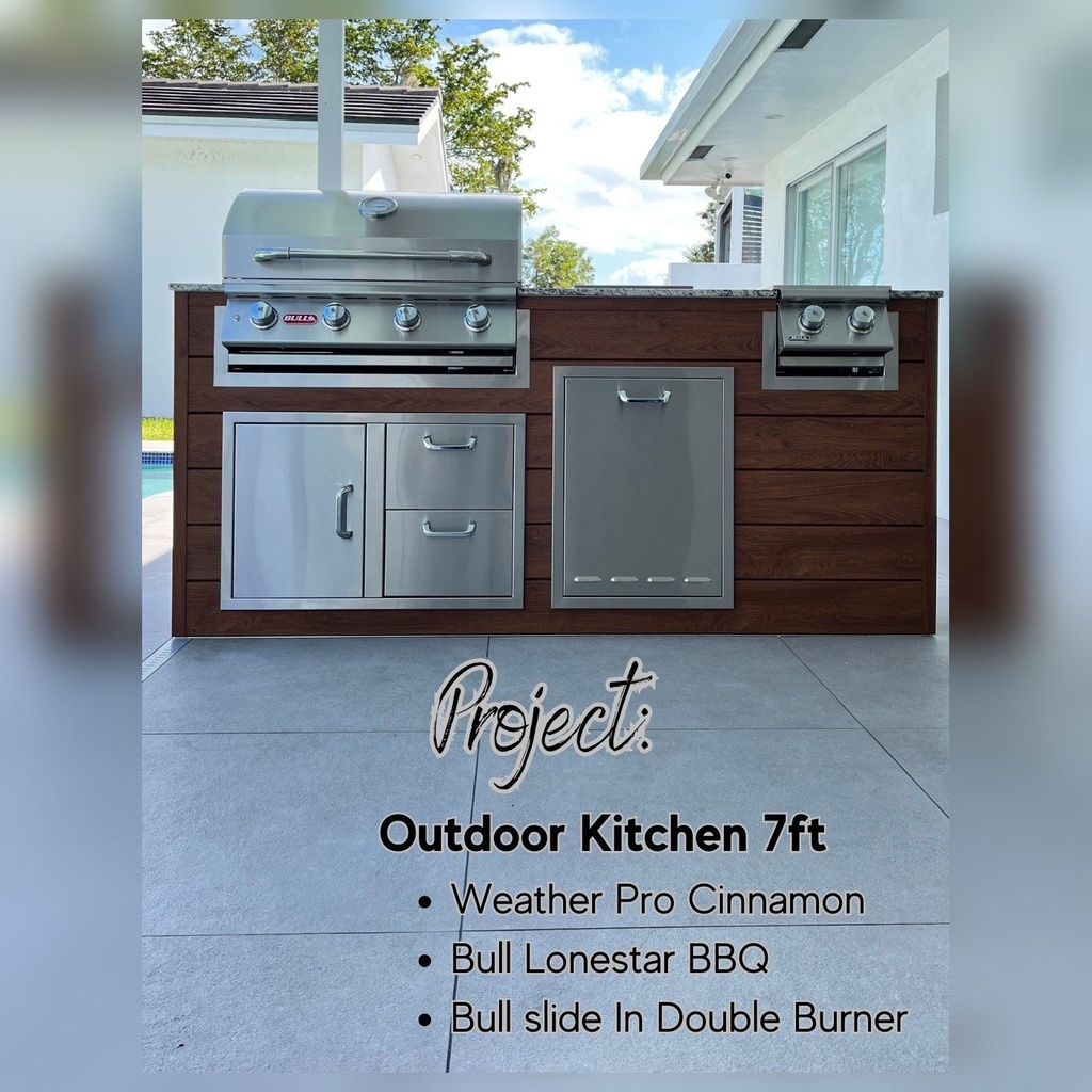 As installed by Perello Patio · Outdoorkitchen 7 ft · Cinnamon Walnut · Bull 30" Outlaw LP