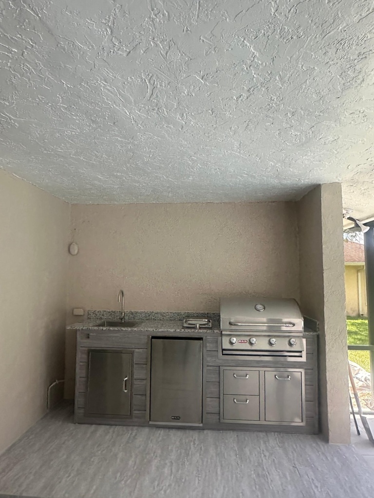 Perello Patio 8 ft Outdoor Kitchen · Bull Outlaw 30" · Weather Pro - full view