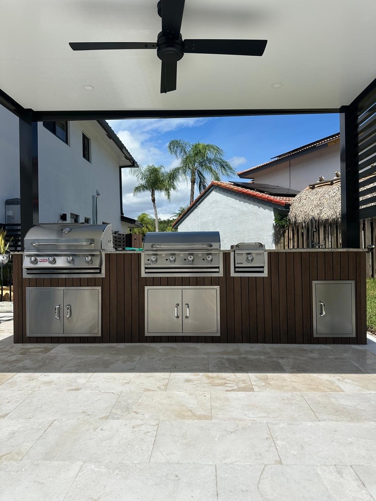 Perello Patio 12 ft Outdoor Kitchen · Bull Outlaw 30" · WPC - full view
