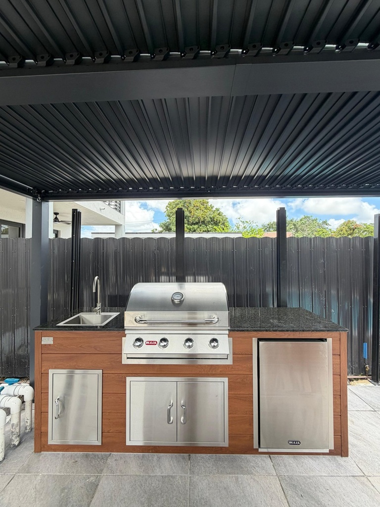 Perello Patio 6 ft Outdoor Kitchen · Bull Outlaw 30" · Weather Pro - full view