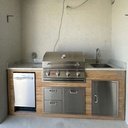 As installed by Perello Patio · Outdoorkitchen 8 ft · Sunbleach Oak · Bull 30" Outlaw LP