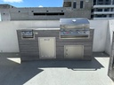 Outdoorkitchen 7 ft · Barnboard Grey · Bull Outlaw 30-Inch 4-Burner Built-In Propane Gas Grill - full view