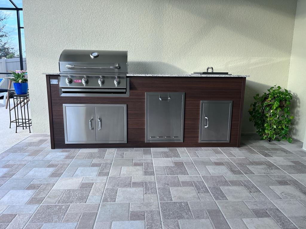 Outdoorkitchen 7 ft · Cinnamon Walnut · Bull Outlaw 30-Inch 4-Burner Built-In Propane Gas Grill - full view