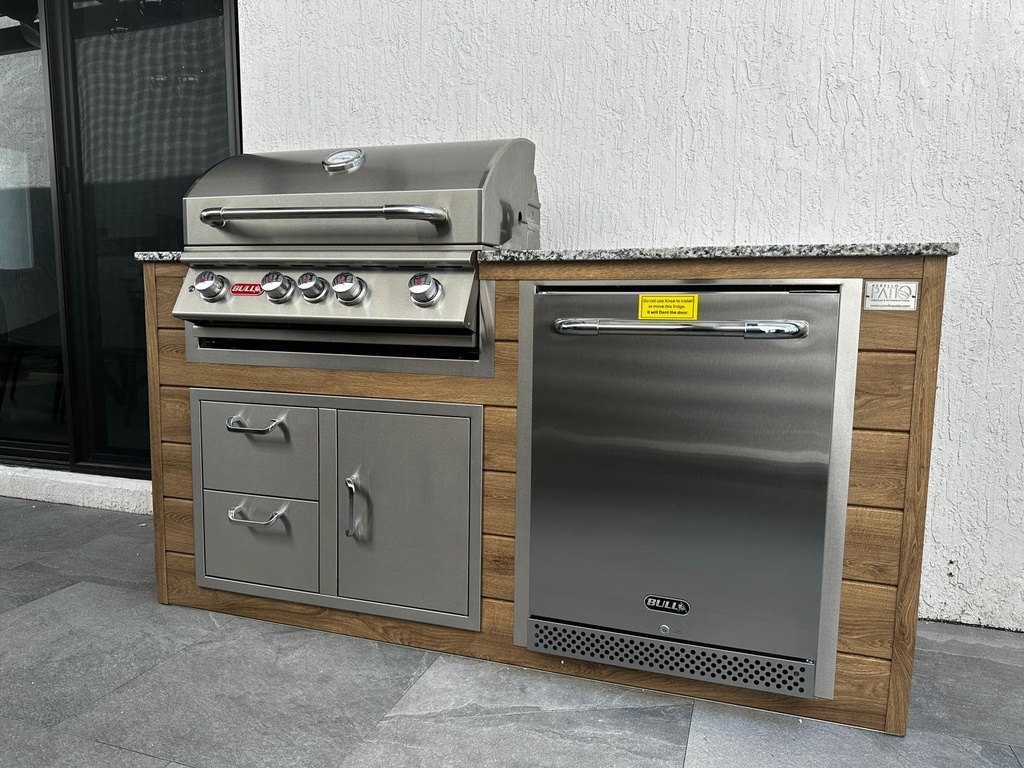 Outdoorkitchen 6 ft · Barrel Oak · Bull Angus 30-Inch 4-Burner Built-In Propane Gas Grill - full view