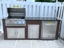 Outdoorkitchen 8 ft · Modern Walnut · Bull Outlaw 30-Inch 4-Burner Built-In Propane Gas Grill - full view