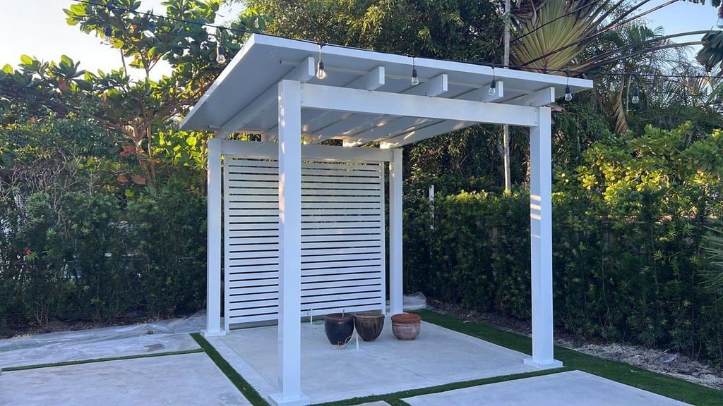 Square Pergola 12' x 12' · Freestanding · White