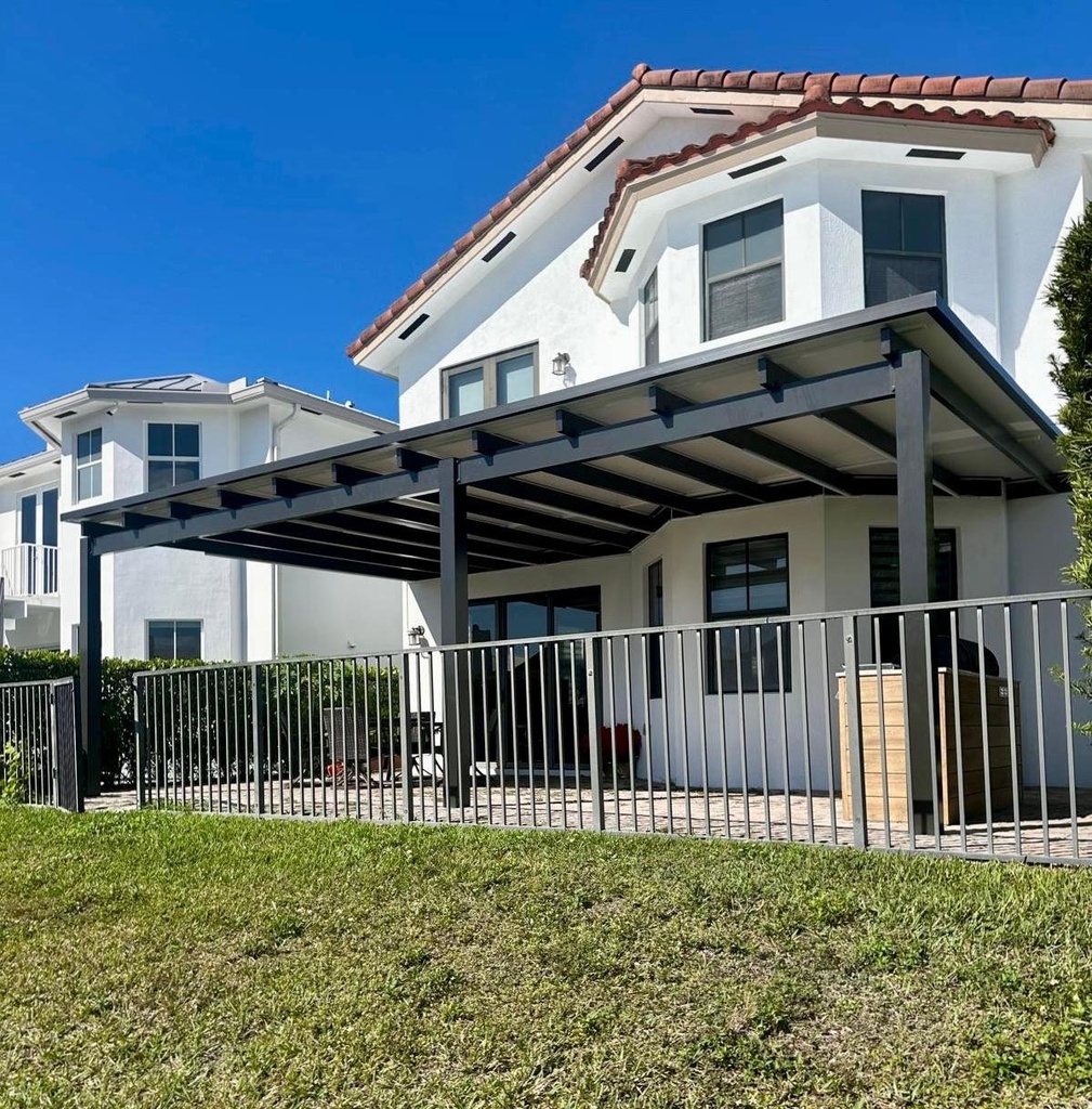 Square Pergola 30' x 17' · Attached · Bronze