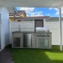 Outdoorkitchen 8 ft · Beachwood Grey · Bull 30" Outlaw LP