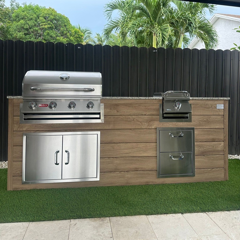 Perello Patio 7 ft Outdoor Kitchen · Bull Outlaw 30" · Weather Pro