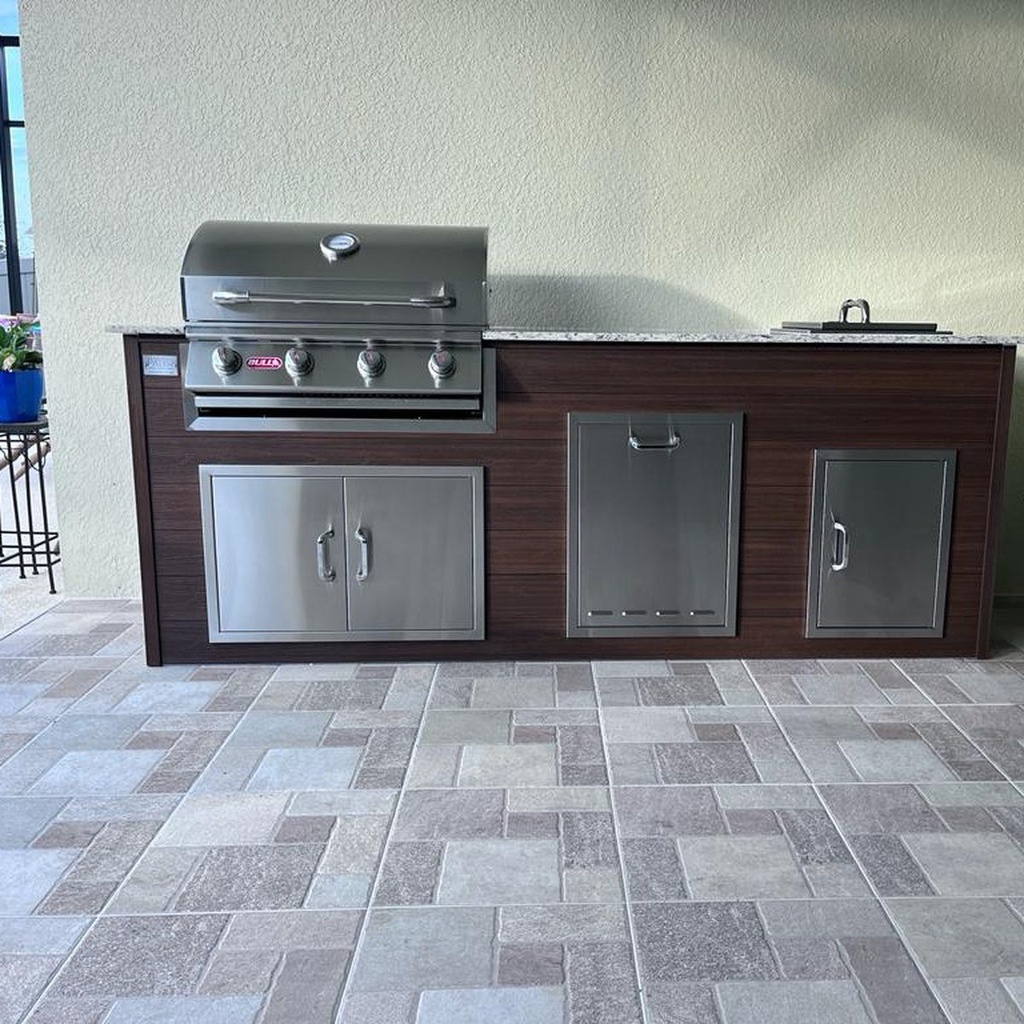 Outdoorkitchen 7 ft · Cinnamon Walnut · Bull Outlaw 30-Inch 4-Burner Built-In Propane Gas Grill