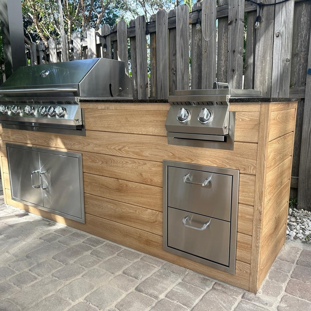 Outdoorkitchen 7 ft · Sunbleach Oak · Blaze LTE+ 40-Inch 5-Burner Built-In Gas Grill w/ Lift-Assist Hood & Rear Infrared Burner