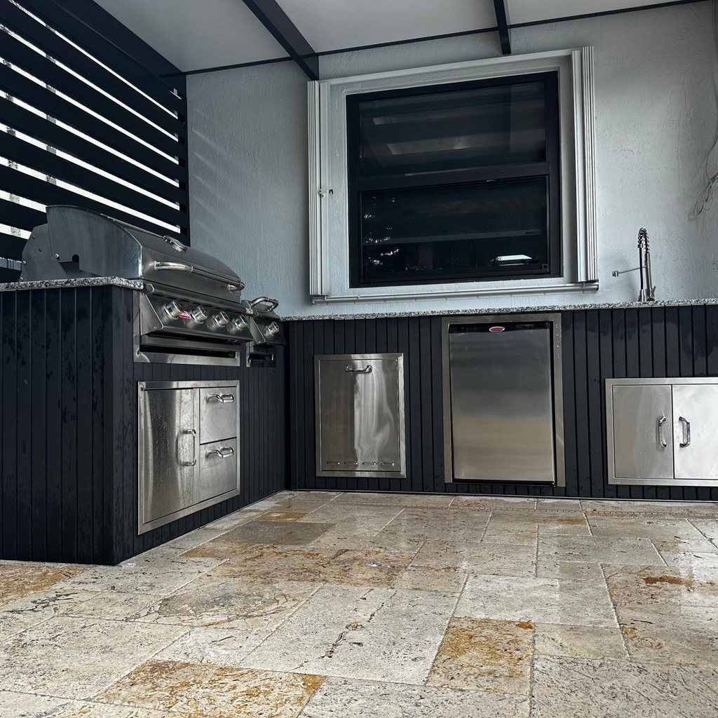 Outdoorkitchen 12 ft · Black · Bull Outlaw 30-Inch 4-Burner Built-In Propane Gas Grill · L-Shape